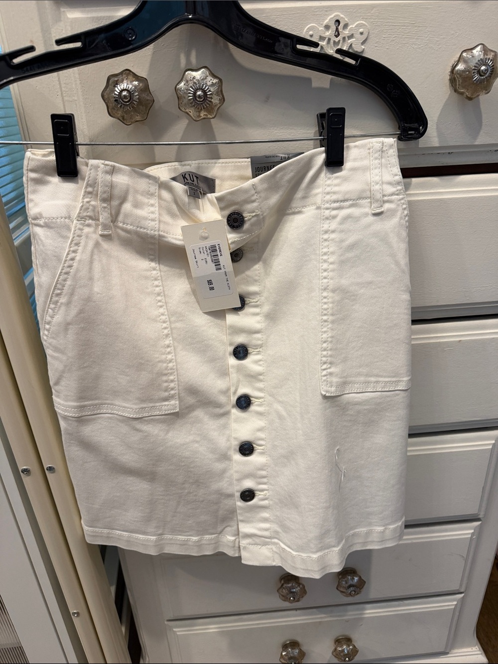 Kut from the Kloth Cream Button-Front Mini Skirt